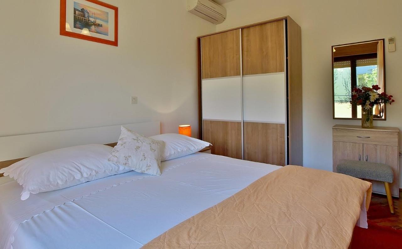 Apartments By The Sea Supetarska Draga - Donja, Rab - 4954 מראה חיצוני תמונה