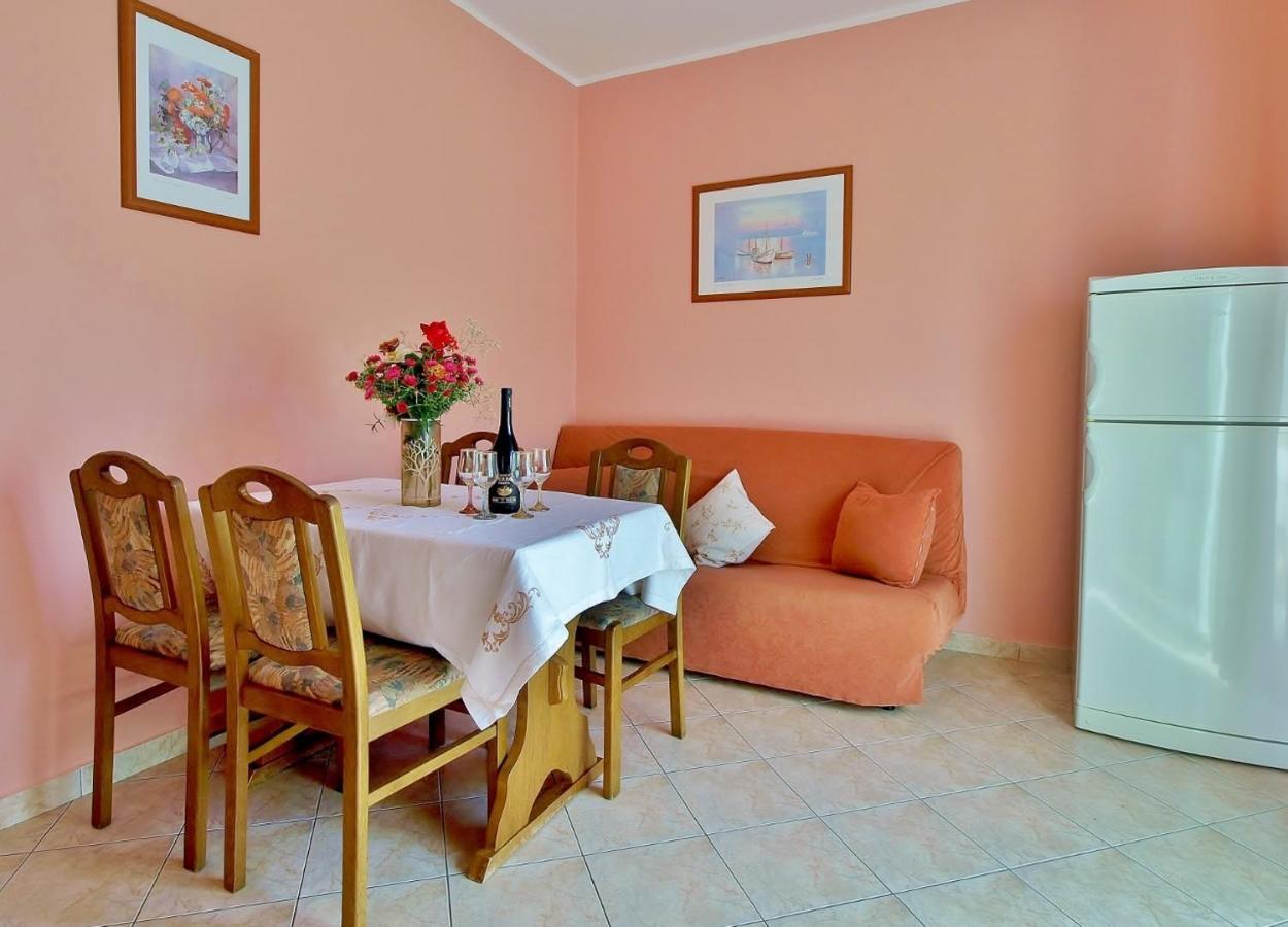 Apartments By The Sea Supetarska Draga - Donja, Rab - 4954 מראה חיצוני תמונה