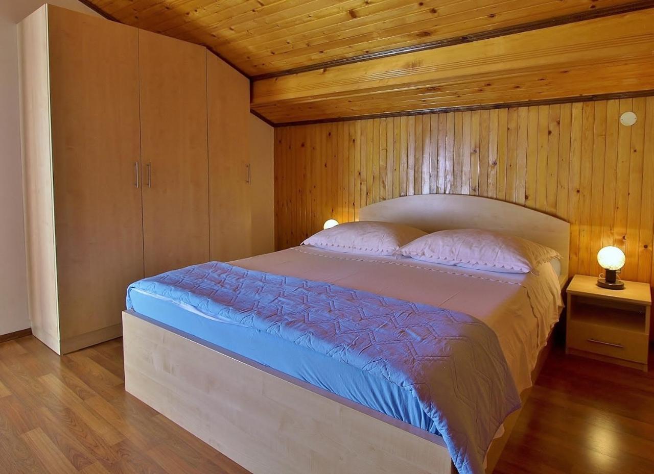 Apartments By The Sea Supetarska Draga - Donja, Rab - 4954 חדר תמונה